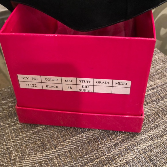 Cochin shoes - Picture 5 of 6